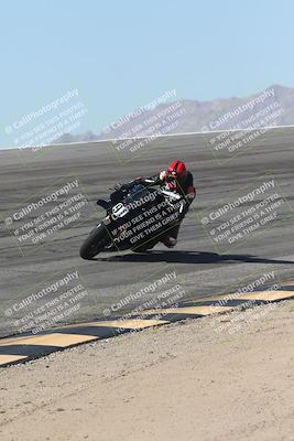 media/Oct-13-2025-Moto Forza (Mon) [[a66d839500]]/4-C Group/Session 2 (Bowl)/